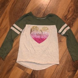 ⭐️5/$25⭐️ Glitter heart long sleeve